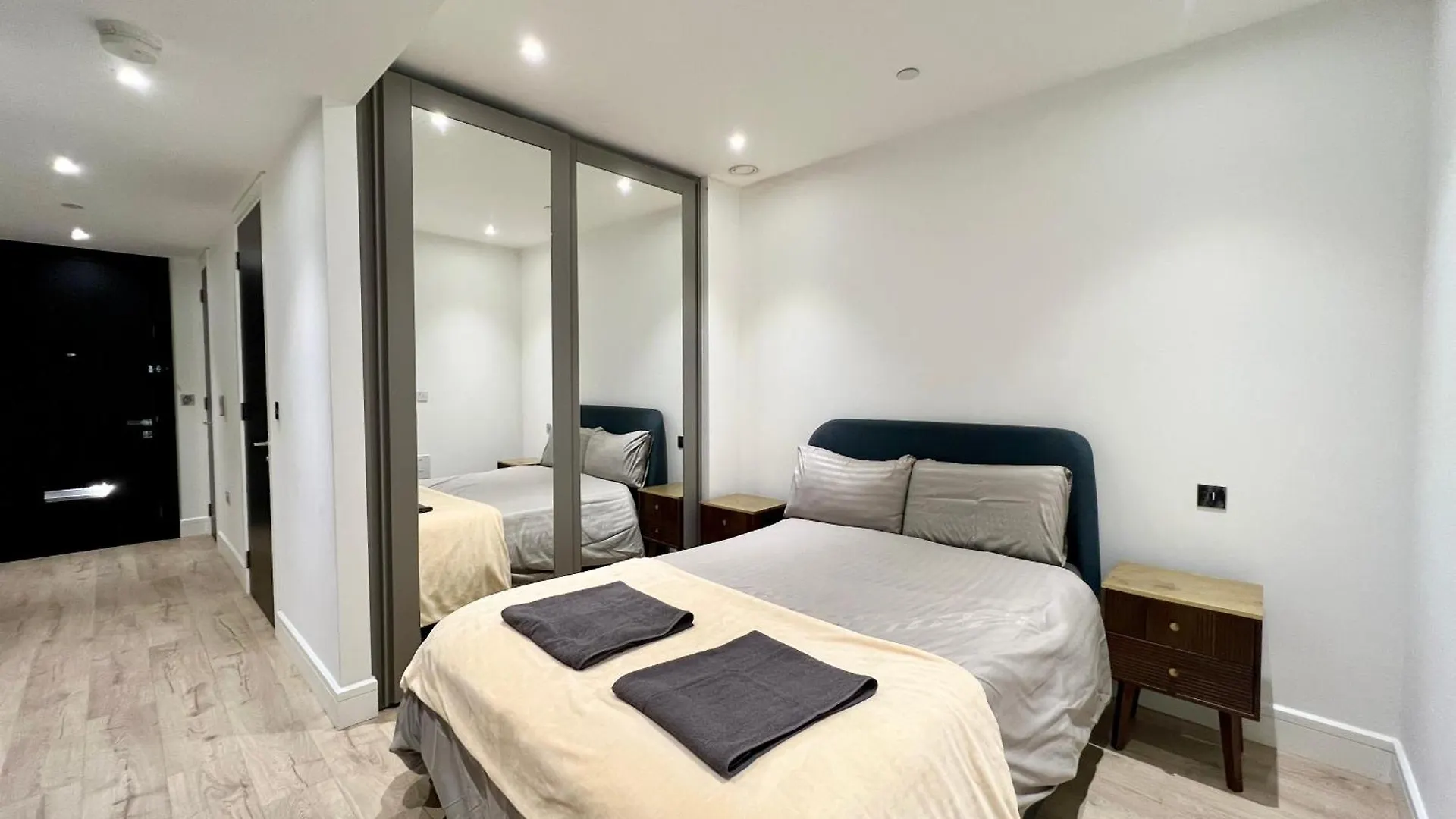 Stylish London City Apartment